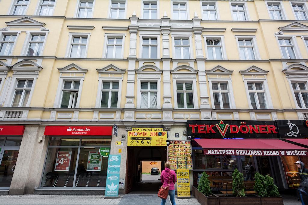 Hostel Awangarda Poznań Eksteriør billede