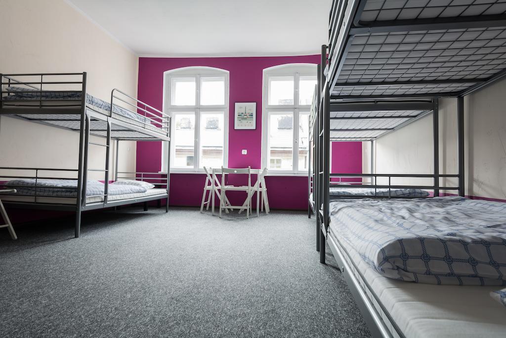 Hostel Awangarda Poznań Værelse billede