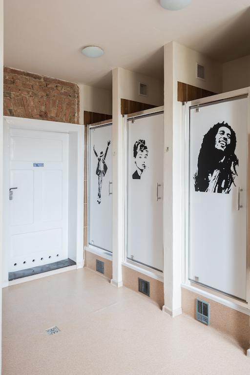 Hostel Awangarda Poznań Eksteriør billede
