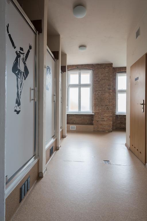 Hostel Awangarda Poznań Eksteriør billede