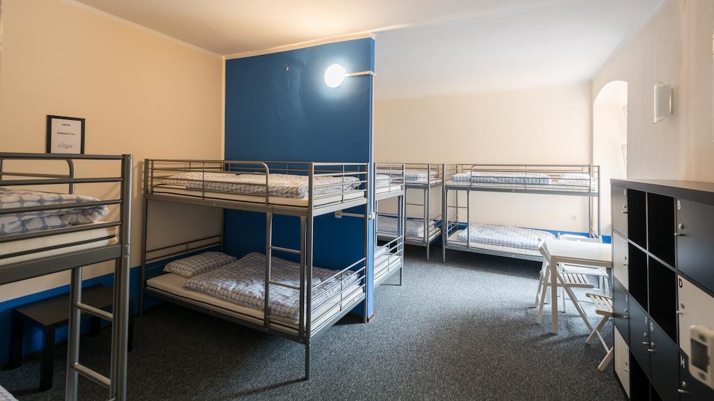 Hostel Awangarda Poznań Eksteriør billede