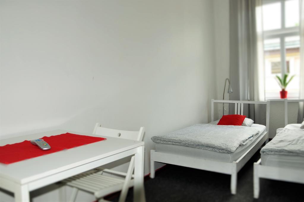 Hostel Awangarda Poznań Eksteriør billede
