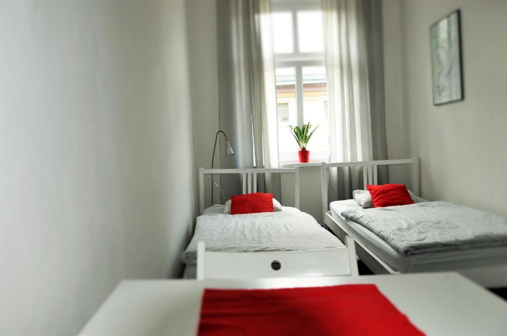 Hostel Awangarda Poznań Eksteriør billede